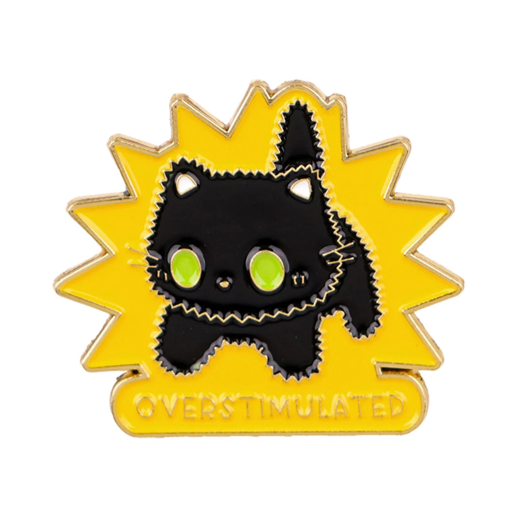 Überstimulierter schwarzer Katzen-Anstecker