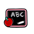 ABC-Tafel und Apfel-Lehrer-Anstecknadel