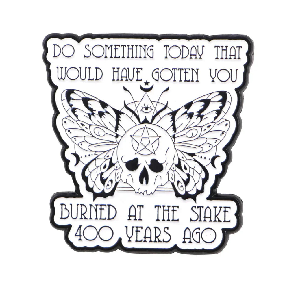 Gothic Butterfly Skull Enamel Pins Halloween Brooches Badge Lapel Pins for Backpacks Clothes Decoration Fashion Jewelry